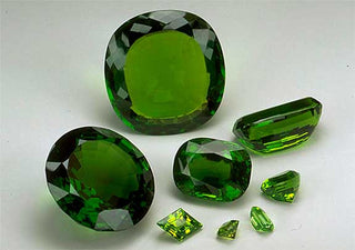 World’s Largest Faceted Peridot and the Brooklyn Bridge Have This in Common