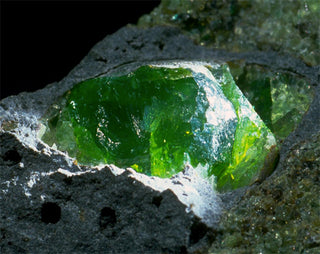 Might August’s Birthstone — Peridot — Play a Key Role In Reversing Climate Change?