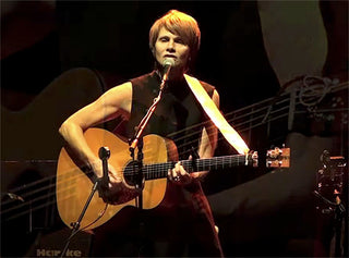 Music Friday: Shawn Colvin Finds Her Voice in 1989’s ‘Diamond in the Rough’