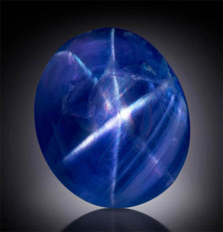 ‘Star of Bombay’ Sapphire Was Gifted by Douglas Fairbanks to Mary Pickford in the 1920s