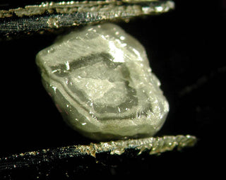 Jewelers Love to Work With Beautiful Diamonds, Scientists Prefer Ugly Ones: Here’s Why