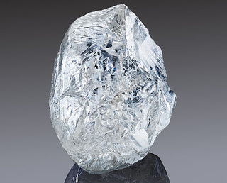 Alrosa’s 100th Auction to Be Headlined by 242-Carat, Gem-Quality Stunner