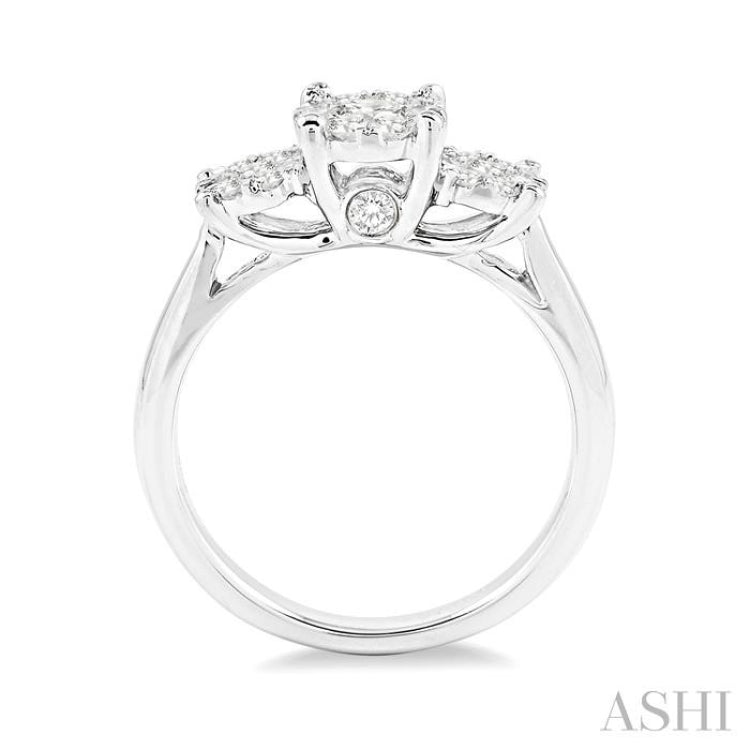 1/2 ctw Triple Circular Head Lovebright Round Cut Diamond Ring in 14K White Gold