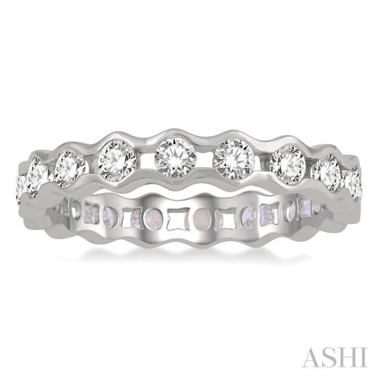 1 ctw Lattice Round Cut Diamond Eternity Wedding Band in 14K White Gold