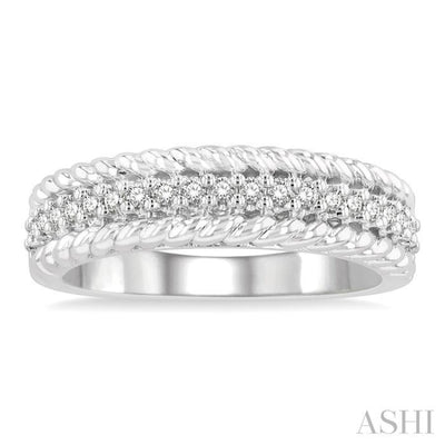 1/5 ctw Rope Border Round Cut Diamond Fashion Band in 14K White Gold