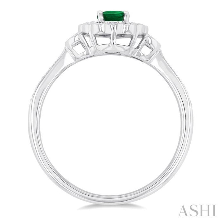 1/4 Ctw Scalloped Halo 6X4 MM Oval Cut Emerald and Round Cut Diamond Precious Ring in 14K White Gold