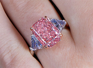 Sotheby’s NY to Deliver Pre-Holiday Treat to Fancy-Colored Diamond Lovers