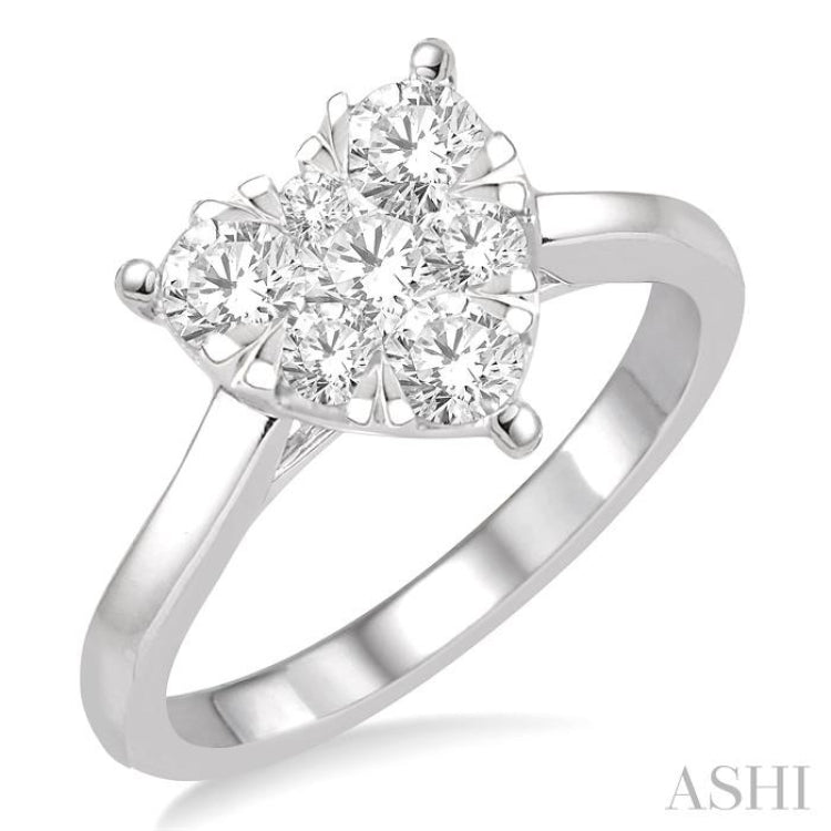 3/4 Ctw Round Cut Diamond Heart Shape Lovebright Ring in 14K White Gold