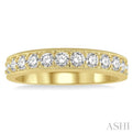 3/4 ctw Round Cut Diamond Wedding Band in 14K Yellow Gold