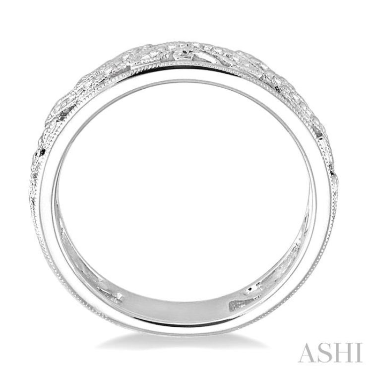 1/6 Ctw Diamond Fashion Ring in 14K White Gold