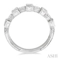 3/8 Ctw Marquise and Princess Cut Diamond Ladies Ring in 14K White Gold