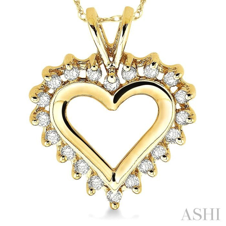 1/4 Ctw Round Cut Diamond Heart Pendant in 14K Yellow Gold with Chain