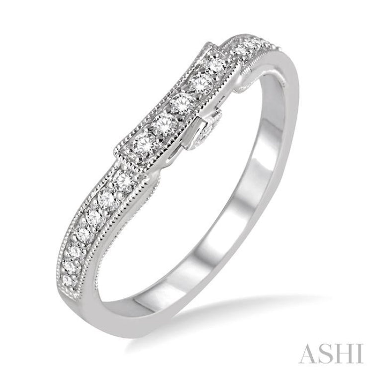 1/4 Ctw Round Cut Diamond Wedding Band in 14K White Gold