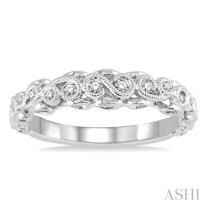 1/6 Ctw Round Cut Diamond Wedding Band in 14K White Gold