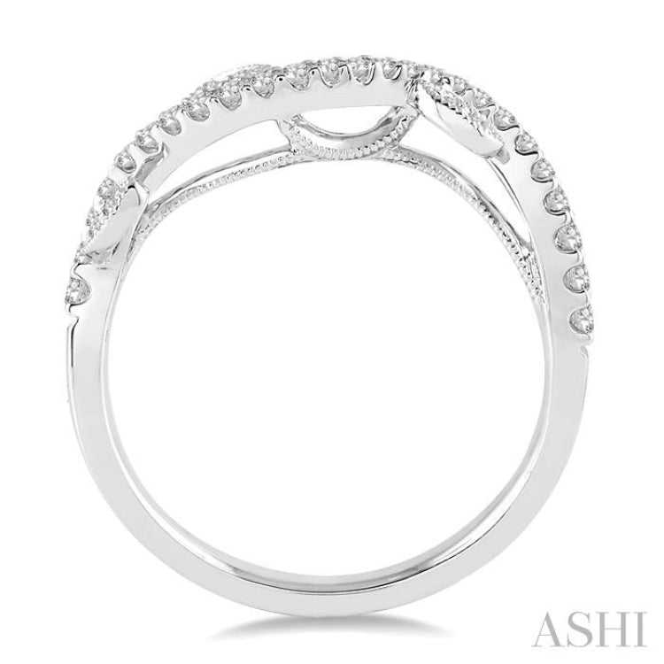 1/4 Ctw Round Cut Diamond Wedding Band in 14K White Gold