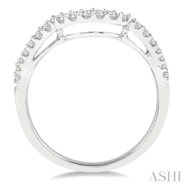1/3 Ctw Round Cut Diamond Wedding Band in 14K White Gold