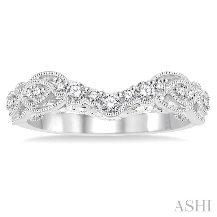 1/4 Ctw Round Cut Diamond Wedding Band in 14K White Gold
