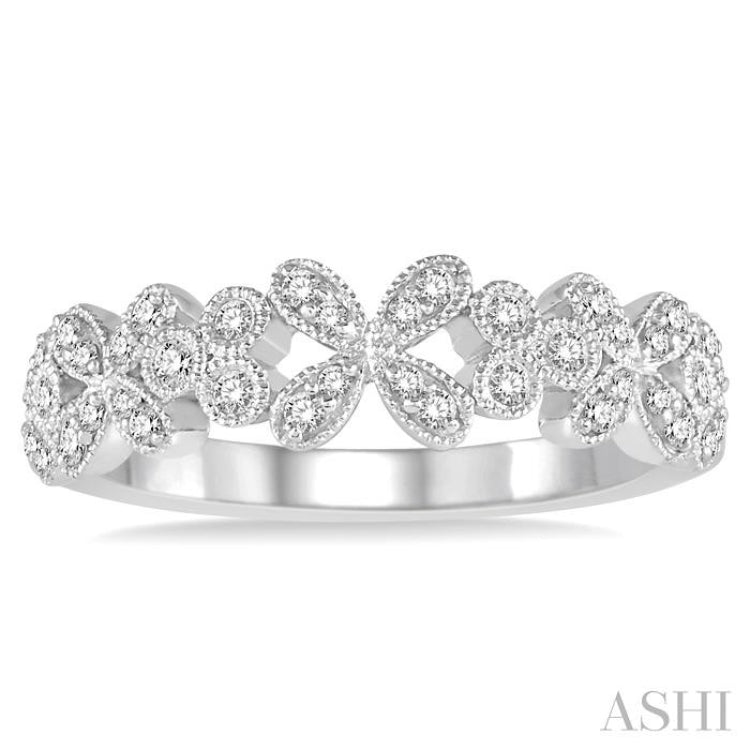 1/5 Ctw Round Diamond Wedding Band in 14K White Gold