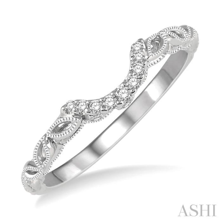 1/10 Ctw Vintage Inspired Round Diamond Wedding Band in 14K White Gold