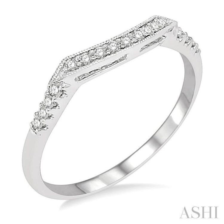 1/6 ctw Arched Round Cut Diamond Wedding Band in 14K White Gold