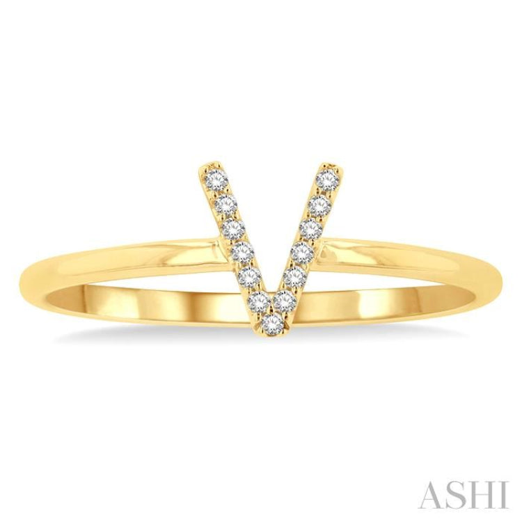 1/20 Ctw Initial 'V' Round Cut Diamond Fashion Ring in 10K Yellow Gold