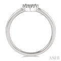 1/10 Ctw Heart Charm Round Cut Diamond Petite Fashion Ring in 14K White Gold