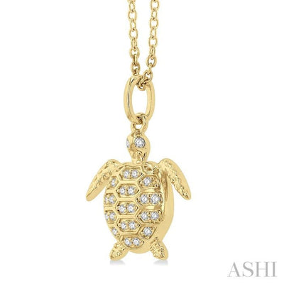 1/10 ctw Petite Sealife Turtle Round Cut Diamond Fashion Pendant With Chain in 10K Yellow Gold