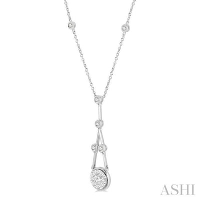 5/8 ctw Bar & Circular Mount Motif Round Cut Diamond Lovebright Necklace in 14K White Gold