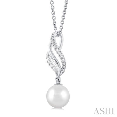 1/10 ctw Conch Shape 7X7MM Round Cultured Pearl and Round Cut Diamond Fashion Pendant With Chain in 10K White Gold