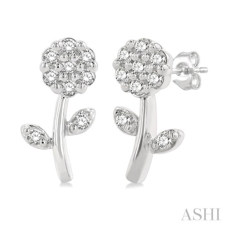 1/6 ctw Petite Floral Round Cut Diamond Fashion Stud Earring in 10K White Gold