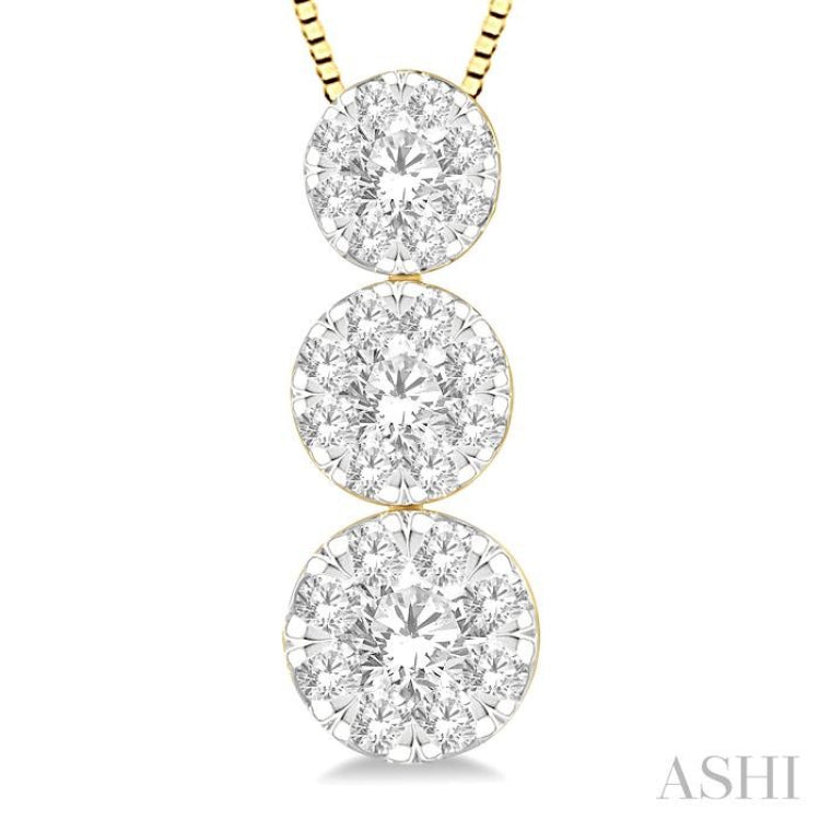1/2 ctw Lovebright 3 stone Essential Round Cut Diamond Pendant with Chain in 14K Yellow and White Gold