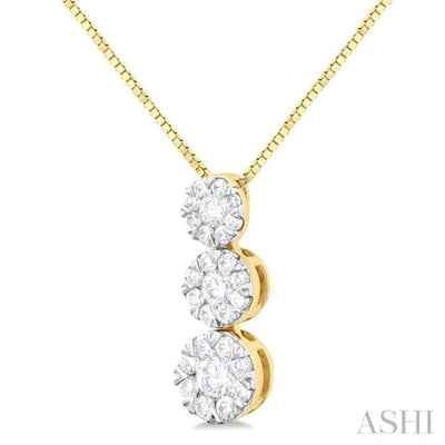 1/3 ctw Lovebright 3 stone Essential Round Cut Diamond Pendant with Chain in 14K Yellow and White Gold