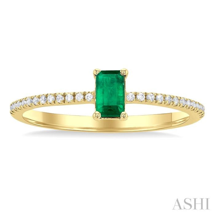 1/10 ctw Petite 5X3MM Emerald Cut Emerald and Round Cut Diamond Precious Fashion Ring in 10K Yellow Gold