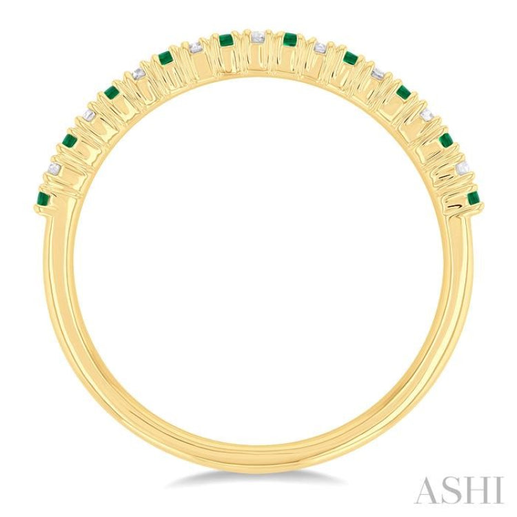 1/0 Ctw Petite 1.35 MM Emerald and Round Cut Diamond Precious Stack Band in 10K Yellow Gold