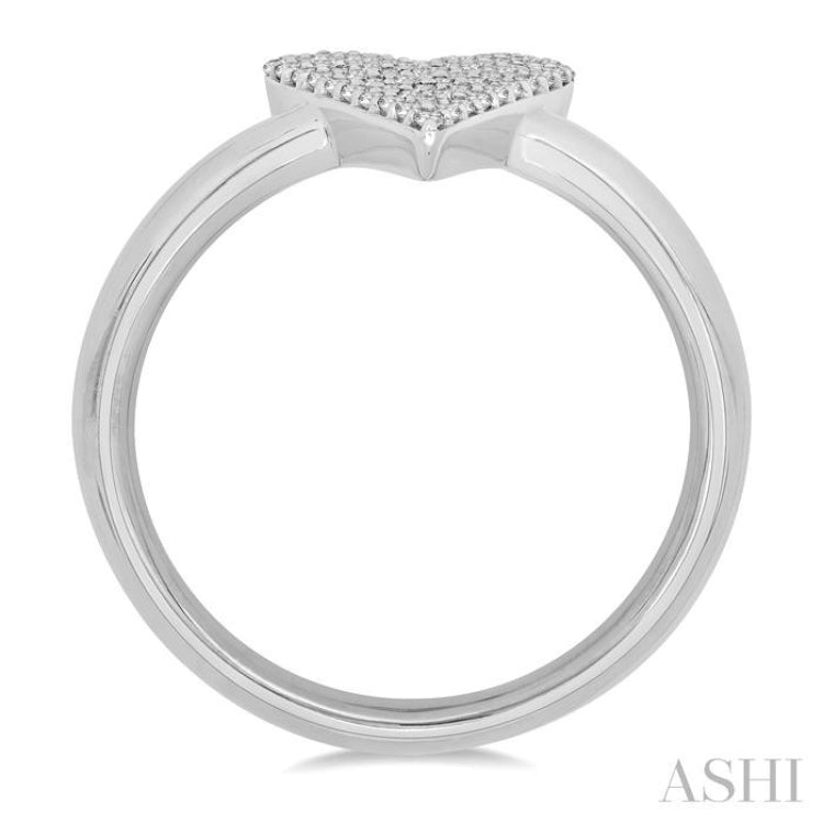 1/4 ctw Heart Shape Pave Set Round Cut Diamond Fashion Ring in 10K White Gold