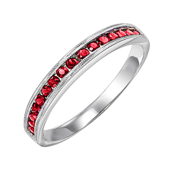 14Kt White Gold Garnet 1/3Ctw Ring