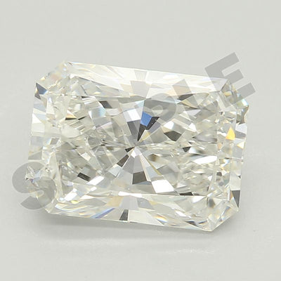 0.39 Carat Radiant IGI Labgrown Diamond, With Certificate ID LG584384633