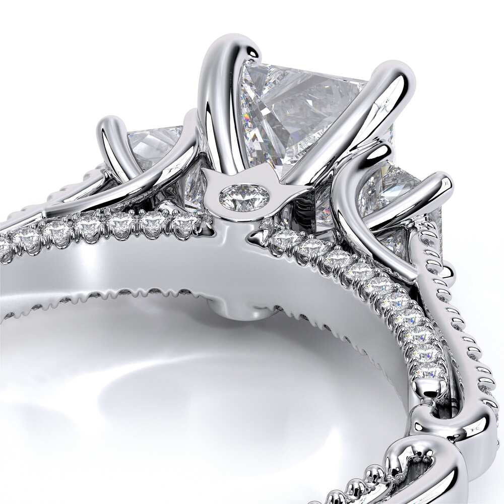 Couture-0470p-18k White Princess